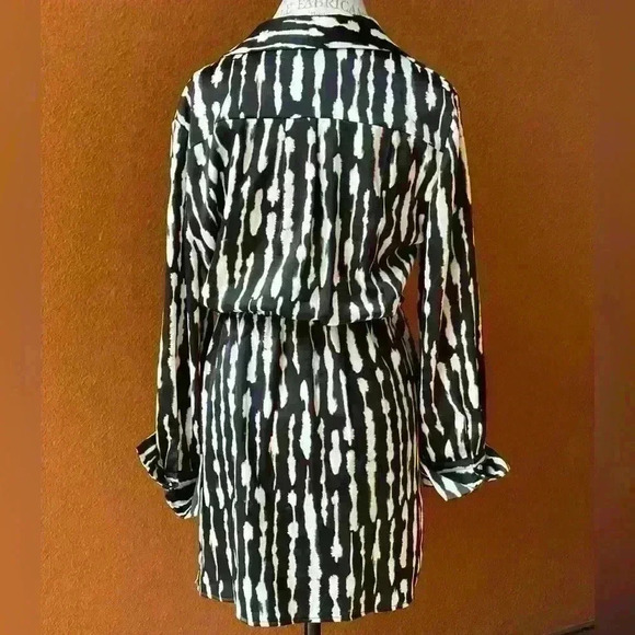 House Of Harlowe 1960 Long Sleeve Black And White Wrap Dress Size Large EUC! - Picture 6 of 13